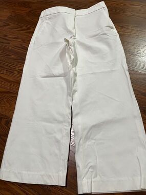 LOFT White Cropped Wide-Leg Pants size 4